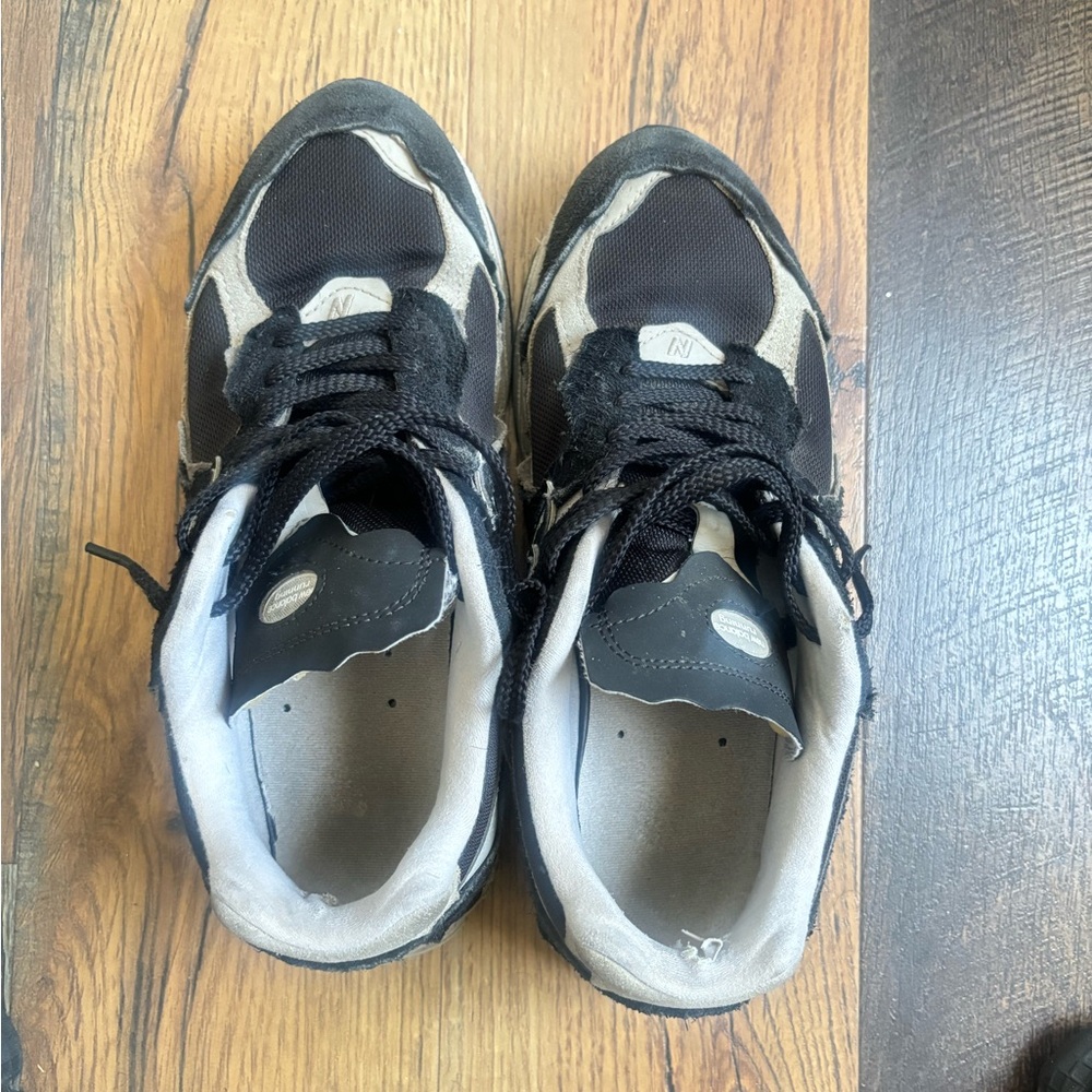 new balance 2002R, size 10.5